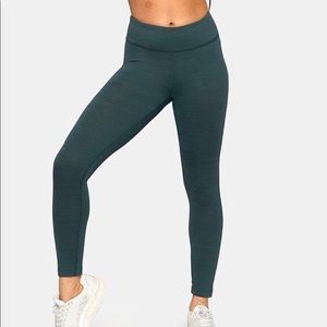 Outdoor Voices | 7/8 Leggings | S | Evergreen
